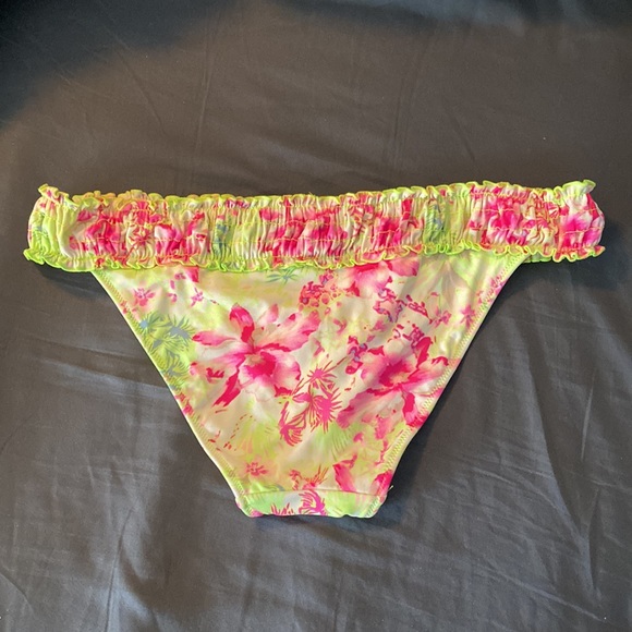 Victoria’s Secret bikini bottom, size M - Picture 2 of 4